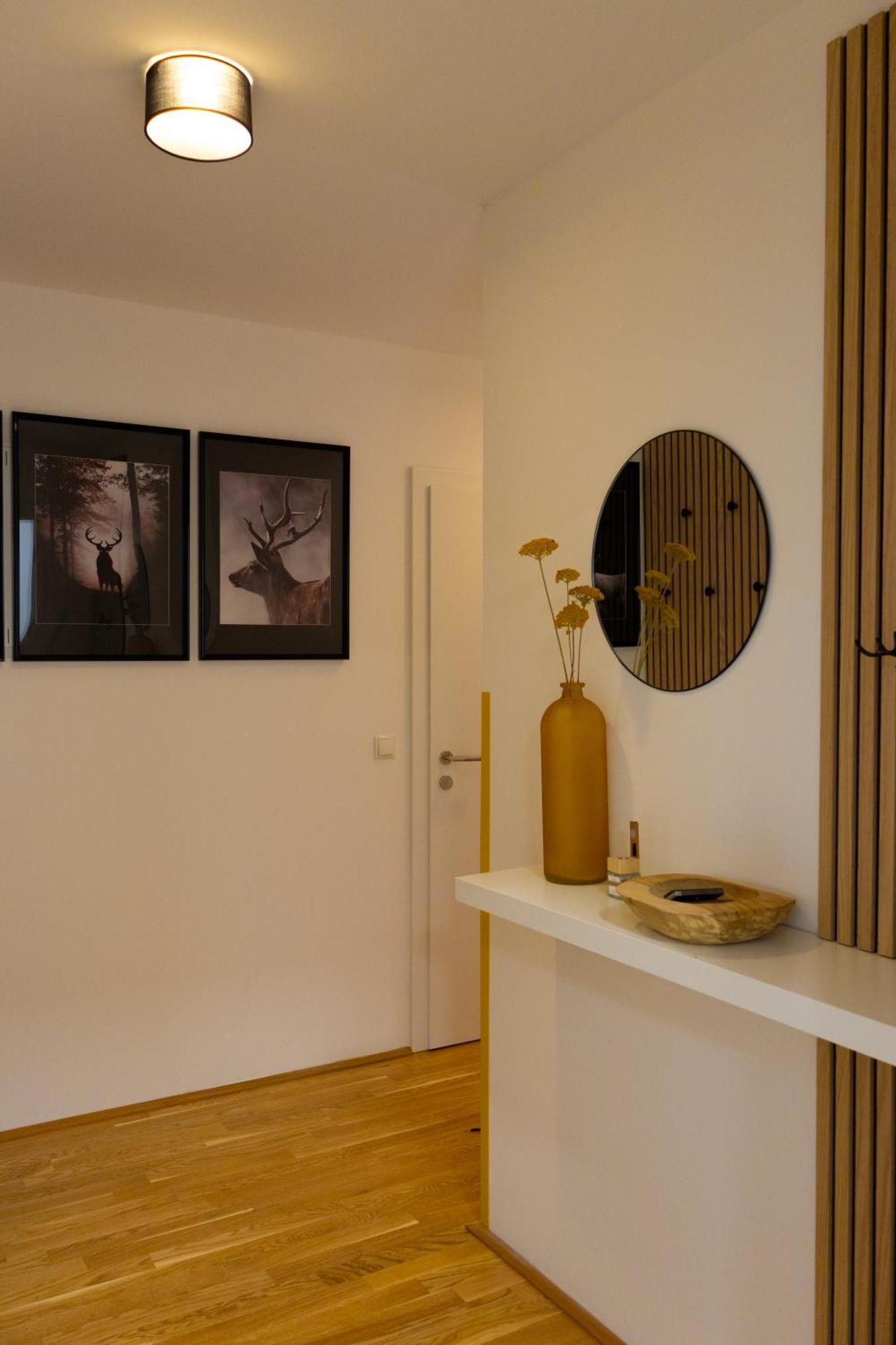Danube City Lodge, Uptown, A/C Wenen Buitenkant foto